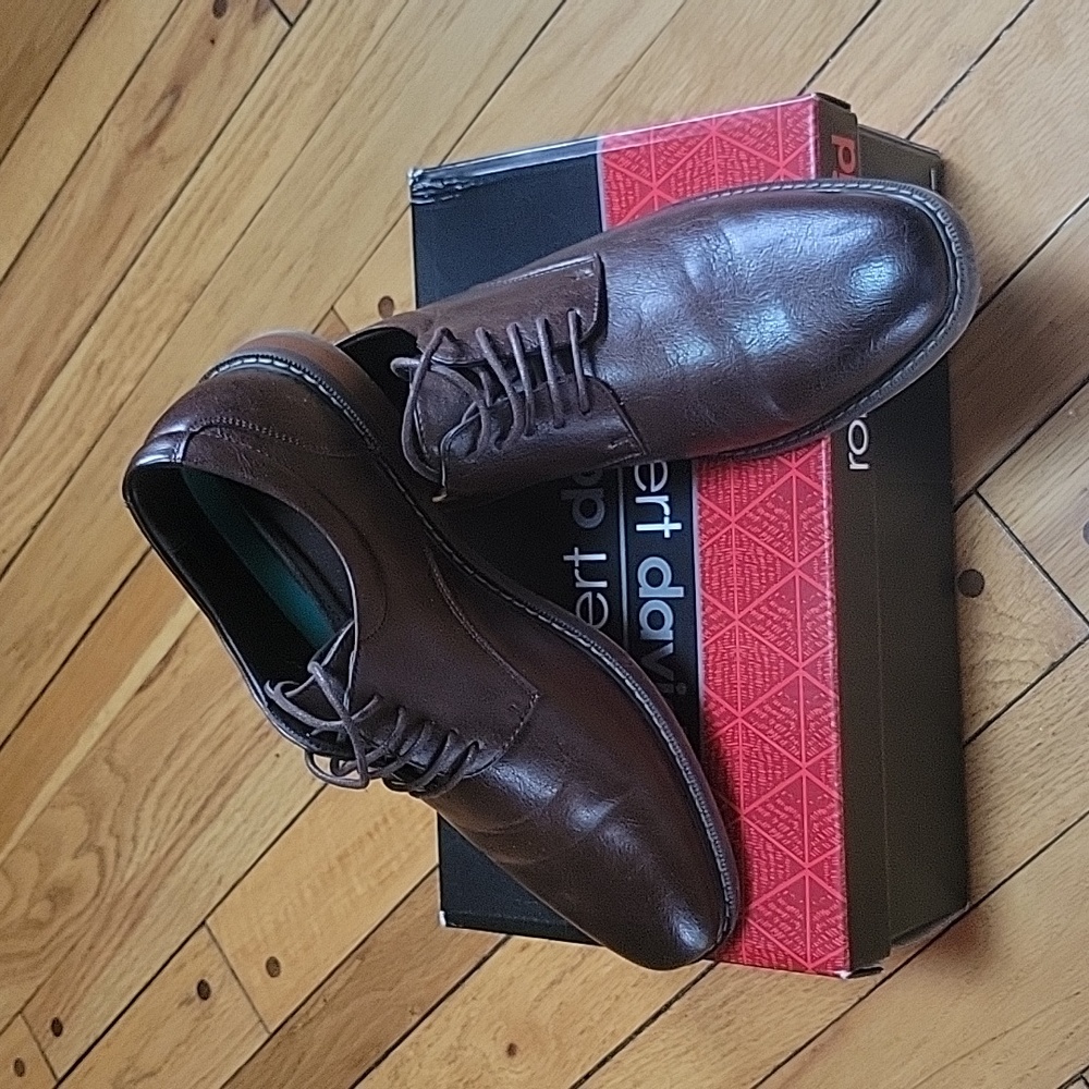 Men's Brown Dress Shoe